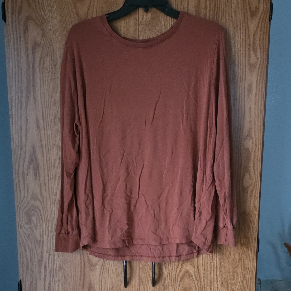 Terra & Sky Women's Long Sleeve Top in Warm Brown